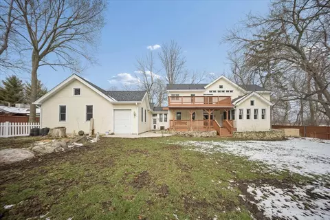 Other - 215 E Pine Ave, Roselle, IL 60172 photo 6 of 10