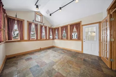 Other - 215 E Pine Ave, Roselle, IL 60172 photo 3 of 10