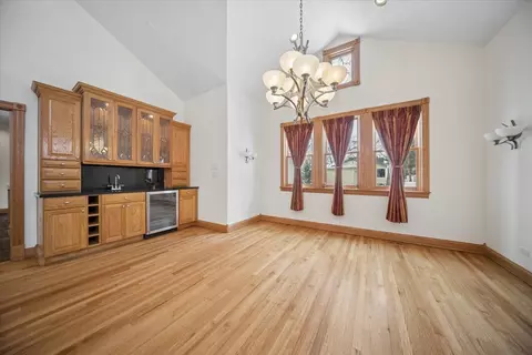 Dining - 215 E Pine Ave, Roselle, IL 60172 photo 1 of 1