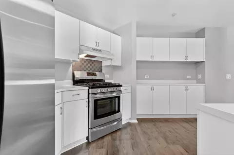 Kitchen - 1643 Colfax Ct #4, Bartlett, IL 60103 photo 3 of 5