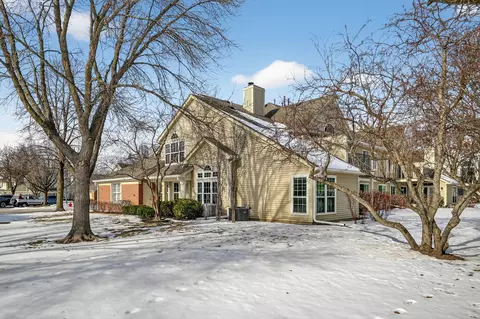 Exterior - 1643 Colfax Ct #4, Bartlett, IL 60103 photo 3 of 4