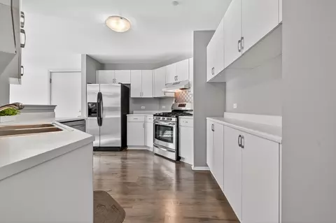 Kitchen - 1643 Colfax Ct #4, Bartlett, IL 60103 photo 1 of 5