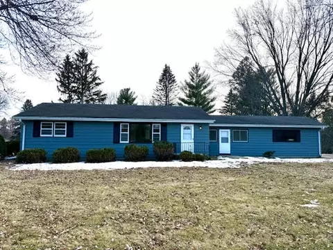 1811 W Main St, Sleepy Hollow, IL 60118