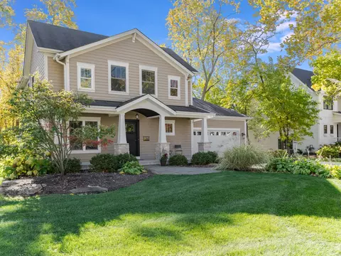 808 Wilson Ave, Naperville, IL 60540