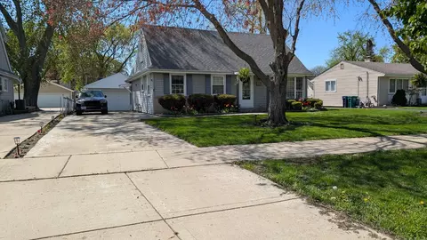 608 N Joyce St, Lombard, IL 60148