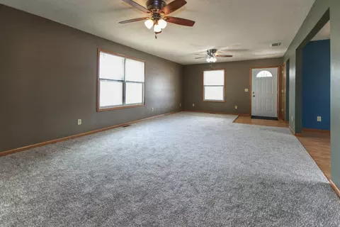 Living - 484 W 3rd St, Braidwood, IL 60408 photo 1 of 3