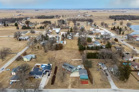 View/Area - 524 6th St, Andover, IL 61233 photo 1 of 5