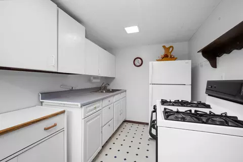 Kitchen - 3709 9th Ave, Moline, IL 61265 photo 2 of 5
