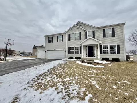 2653 Huntington Dr, Belvidere, IL 61008