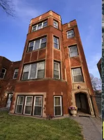 9041 S Muskegon Ave, Chicago, IL 60617