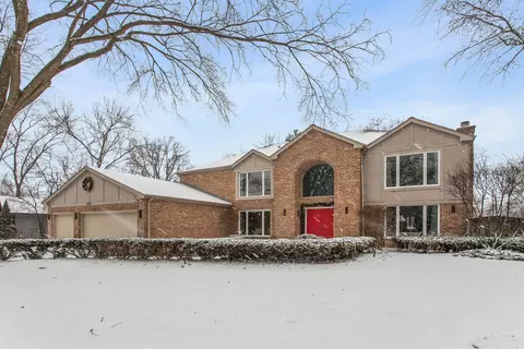 3240 Brookdale Ln, Northbrook, IL 60062