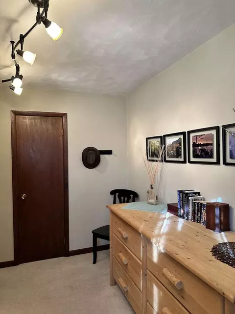 11 Marty Ln, Macomb, IL 61455 photo 12