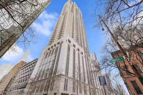 55 Erie St #1804, Chicago, IL 60611