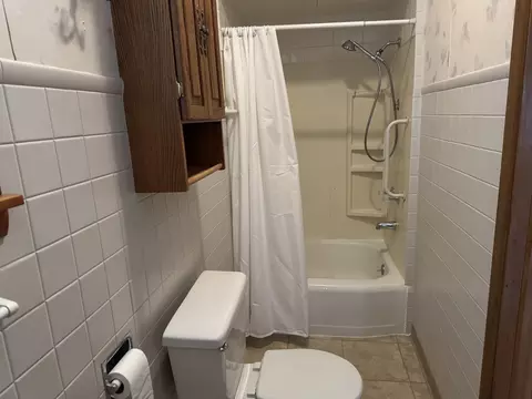 618 10th St, Peru, IL 61354 photo 7