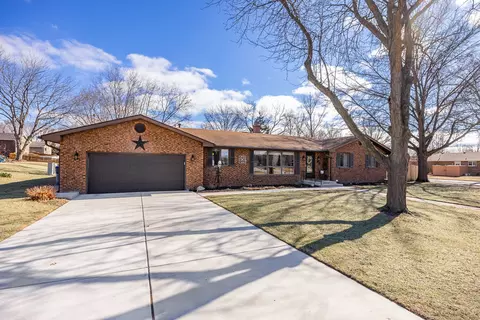 Exterior - 85 Carriage Dr, Morris, IL 60450 photo 4 of 8