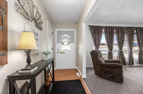 Entry Way - 85 Carriage Dr, Morris, IL 60450 photo 1 of 1