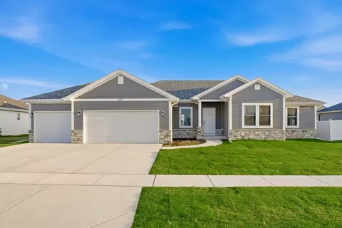 1696 Yorktown Dr, Bourbonnais, IL 60914