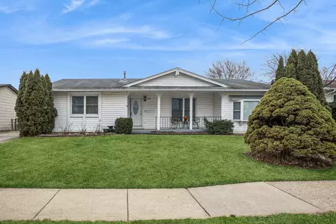 988 Cooper Ct, Elk Grove Village, IL 60007
