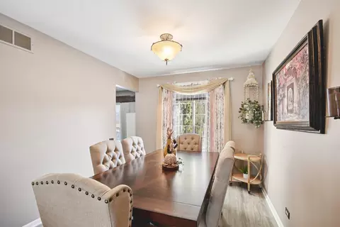 Dining - 521 Ivory Ln, Bartlett, IL 60103 photo 1 of 1