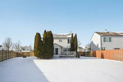 Exterior - 521 Ivory Ln, Bartlett, IL 60103 photo 5 of 6