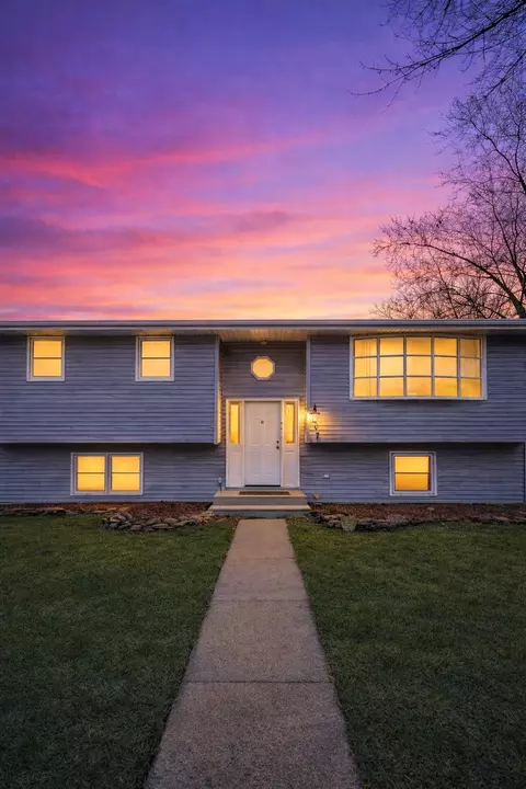 3707 Pandola Ave, Joliet, IL 60431