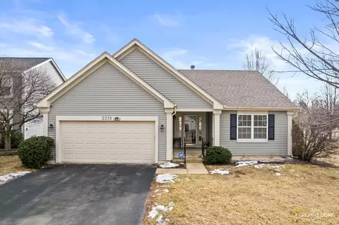 2331 Handley Ln, Aurora, IL 60502