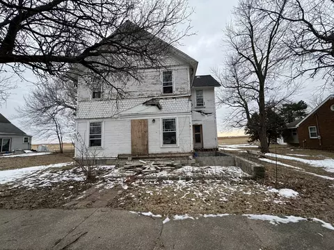 108 Main St, Kempton, IL 60946