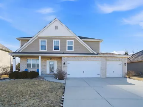 20913 Lakewoods Ln, Shorewood, IL 60404