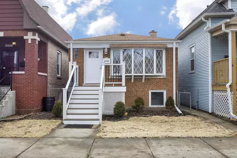 4533 N Keystone Ave, Chicago, IL 60630