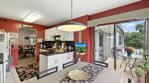 Kitchen - 550 Greystone Ln #A2, Wheeling, IL 60090 photo 1 of 2