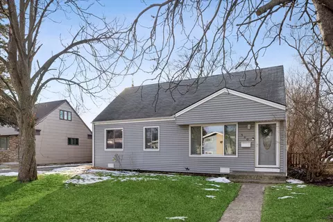 360 N Lincoln Ave, Villa Park, IL 60181