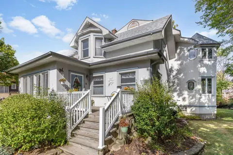 316 E Highland Ave, Villa Park, IL 60181