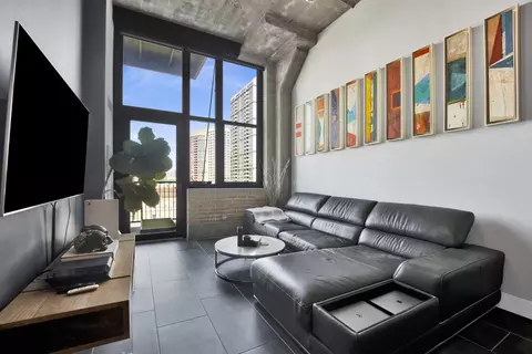 Living - 320 E 21st St #504, Chicago, IL 60616 photo 2 of 4