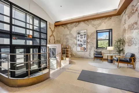 Entry Way - 320 E 21st St #504, Chicago, IL 60616 photo 1 of 2