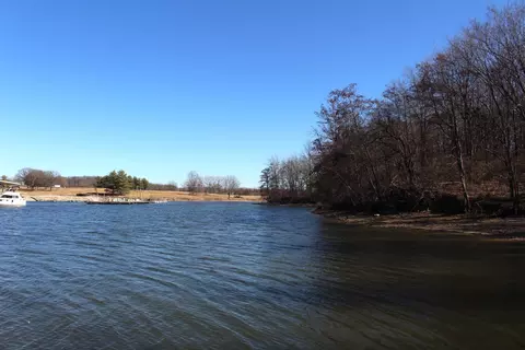5751 White Pigeon Rd, Weldon, IL 61882 photo 27