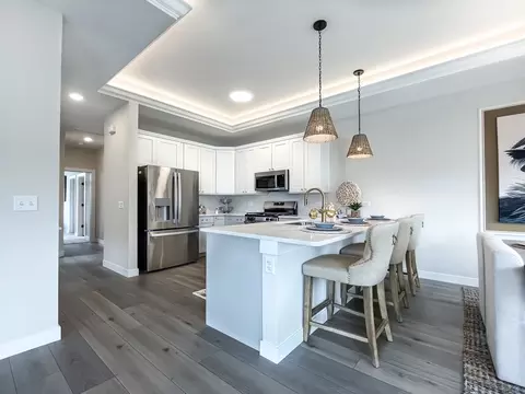 Kitchen - 245 Regency Ct #E, Wauconda, IL 60084 photo 4 of 5