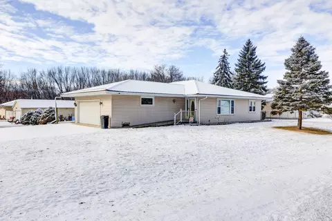 27829 Larson St, Rock Falls, IL 61071