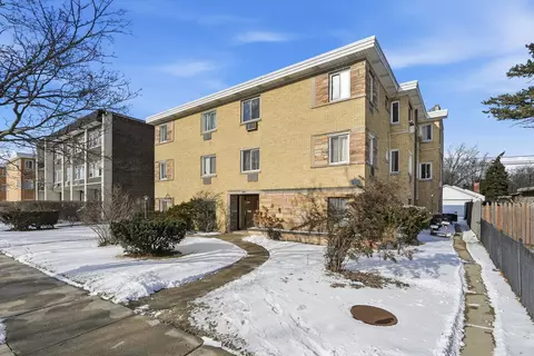 1609 Howard St #2, Evanston, IL 60202