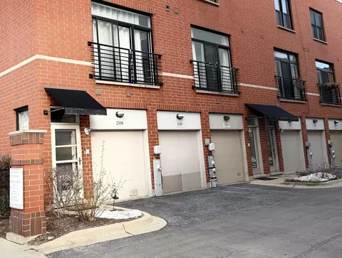 2350 W George St #2350, Chicago, IL 60618