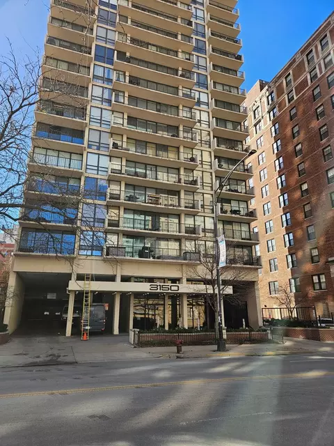 Undisclosed, Chicago, IL 60657