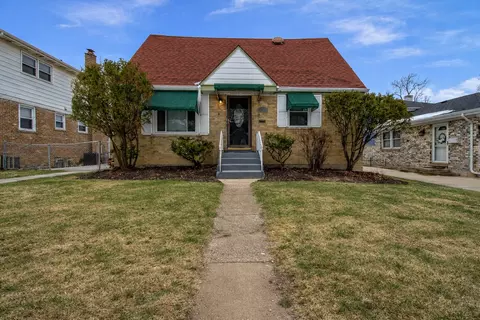 17552 Roy St, Lansing, IL 60438