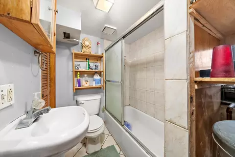 Bath - 5350 S 73rd Ave, Summit, IL 60501 photo 1 of 3