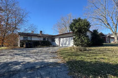 6411 Londonderry Dr, Cary, IL 60013