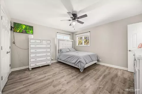 Bedroom - 764 Scott Dr, Elgin, IL 60123 photo 2 of 3