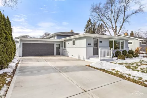 Exterior - 764 Scott Dr, Elgin, IL 60123 photo 6 of 6