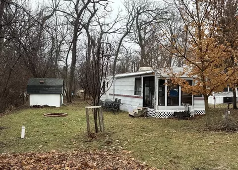 23-121 Woodhaven Lks, Sublette, IL 61367