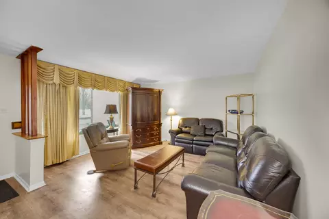 Living - 518 E 95th St, Chicago, IL 60619 photo 2 of 2