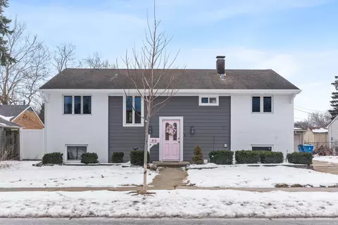 45 Cambridge Ln, Glendale Heights, IL 60139