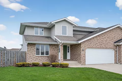 1940 Taller Rd, Morris, IL 60450