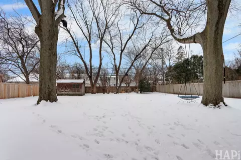 2335 Maple Ave, Northbrook, IL 60062 photo 4